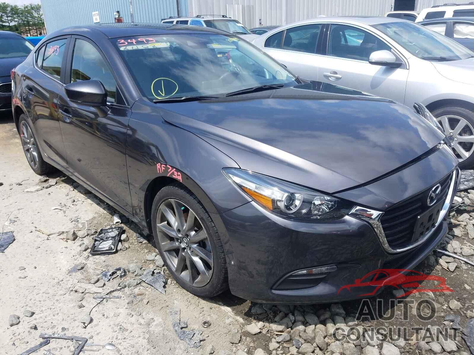 MAZDA 3 2018 - 3MZBN1V35JM265124