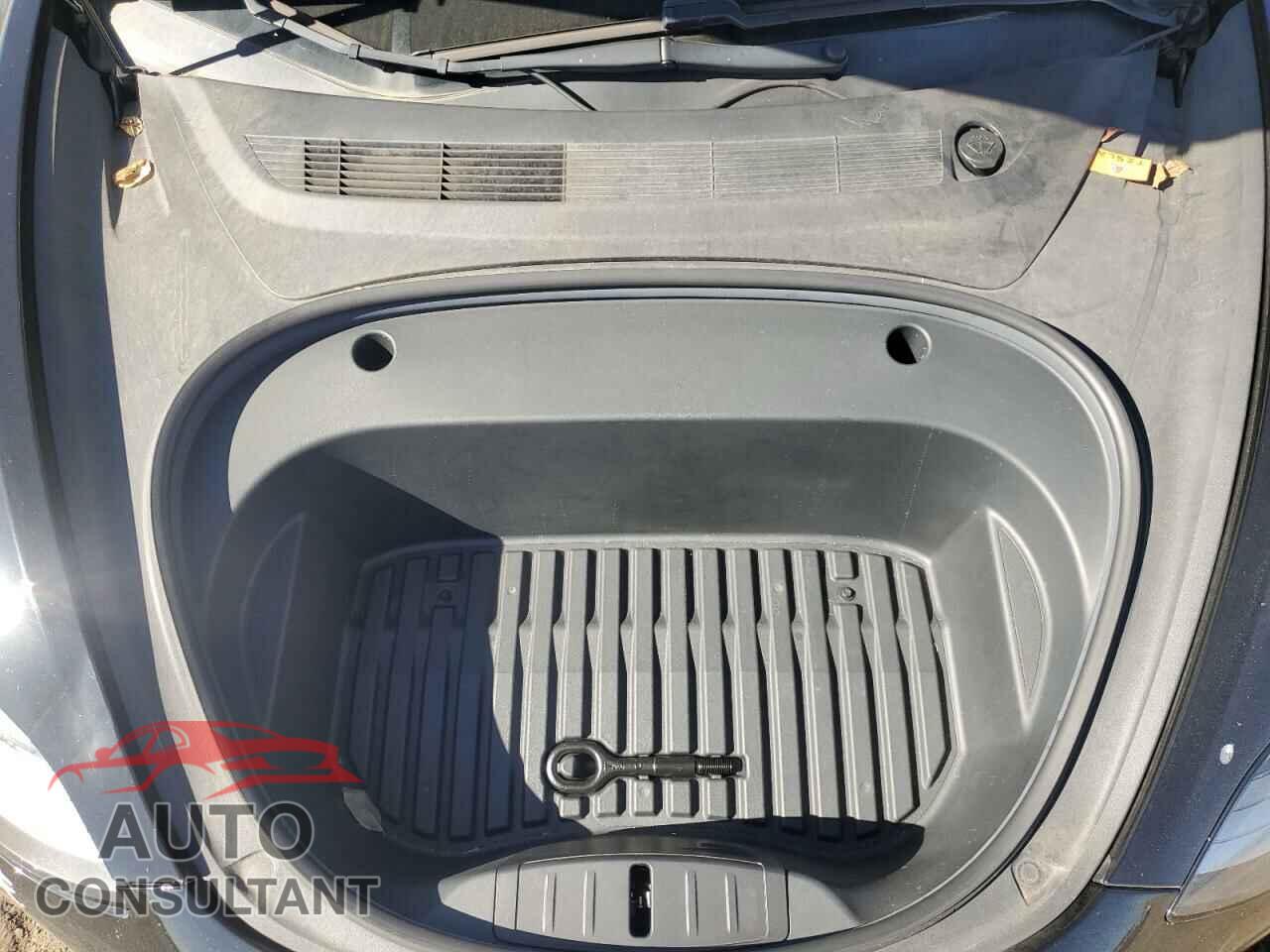 TESLA MODEL 3 2021 - 5YJ3E1EB4MF903208