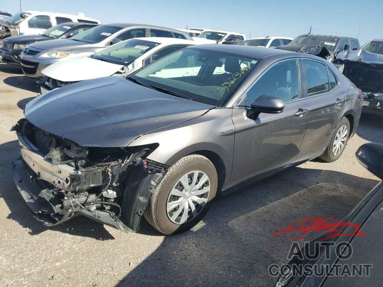 TOYOTA CAMRY 2021 - 4T1C31AK7MU551689