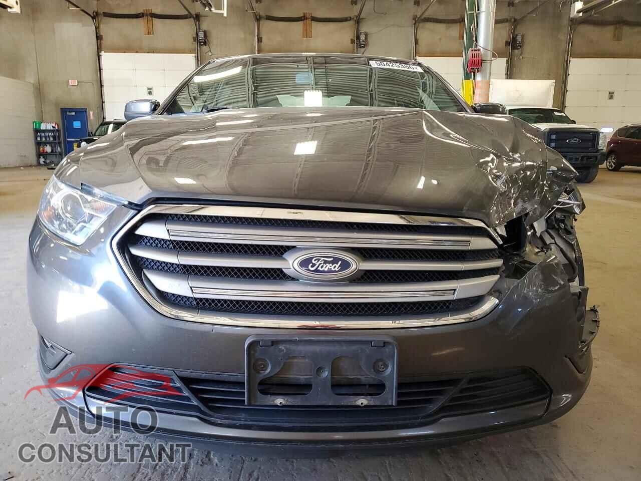 FORD TAURUS 2015 - 1FAHP2E83FG181898
