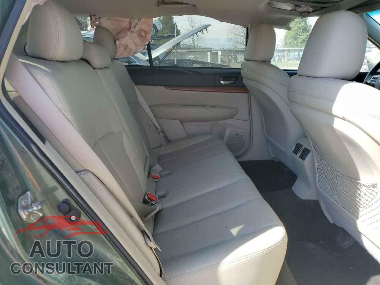 SUBARU OUTBACK 2014 - 4S4BRBLC5E3271329