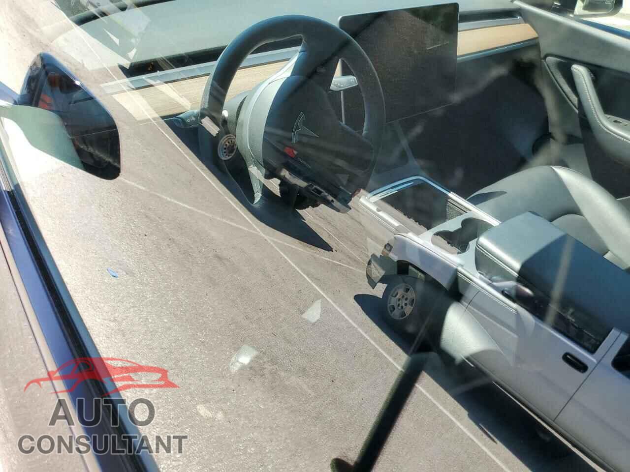 TESLA MODEL Y 2022 - 7SAYGDEE2NF480578