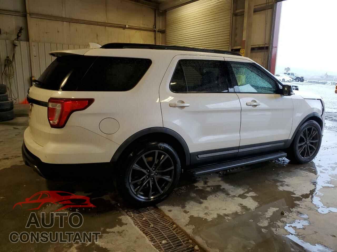 FORD EXPLORER 2017 - 1FM5K7D84HGE19654