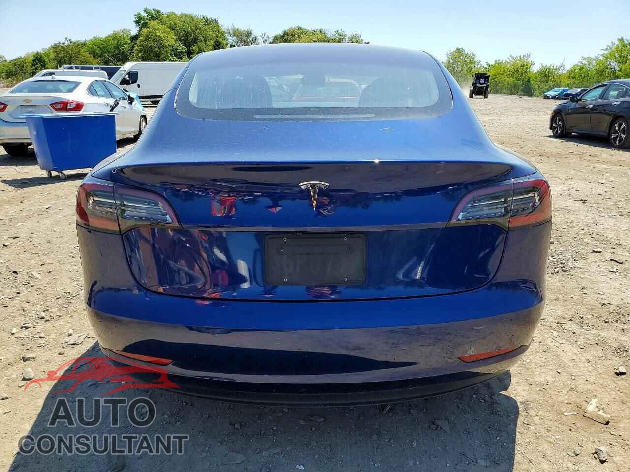 TESLA MODEL 3 2018 - 5YJ3E1EA6JF031861