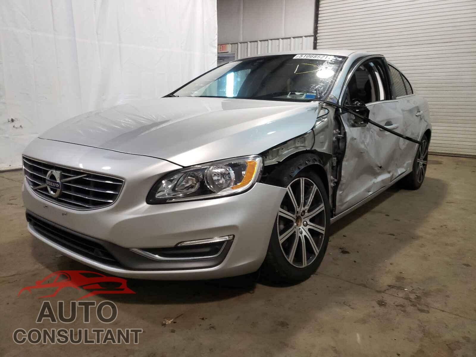 VOLVO S60 2017 - LYV402TK2HB141466
