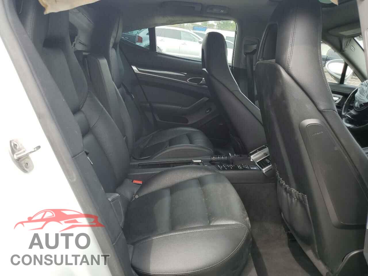 PORSCHE PANAMERA 2015 - WP0AA2A73FL001692