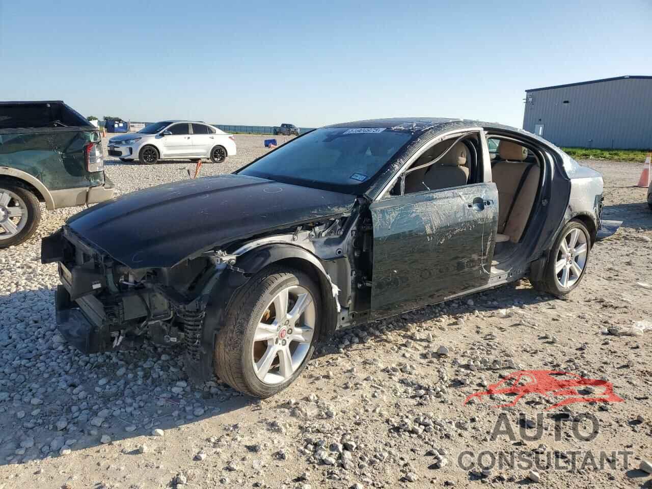 JAGUAR XE 2017 - SAJAD4BN7HA952347