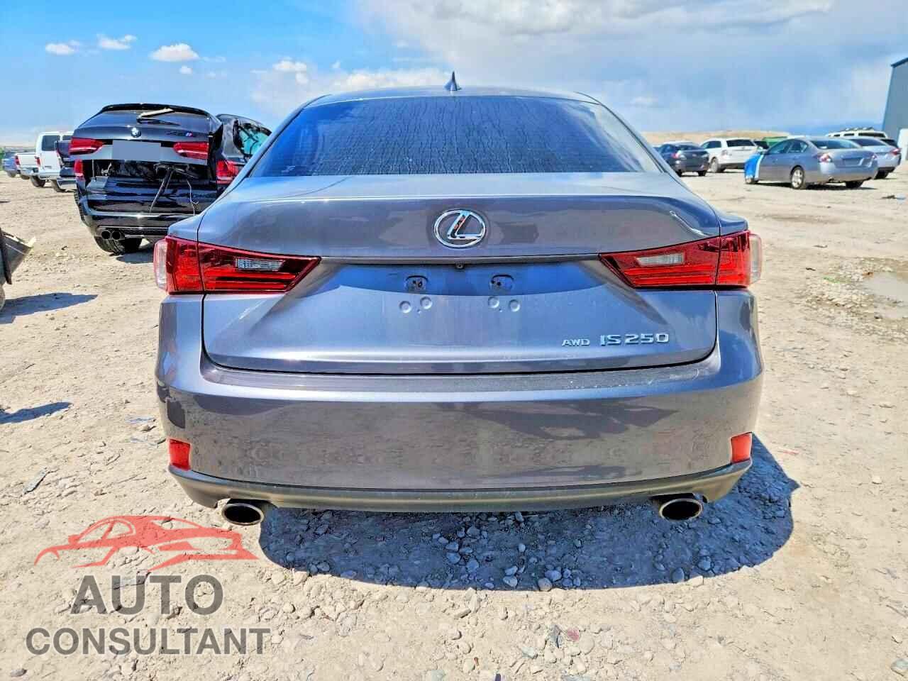 LEXUS IS 2014 - JTHCF1D27E5013673