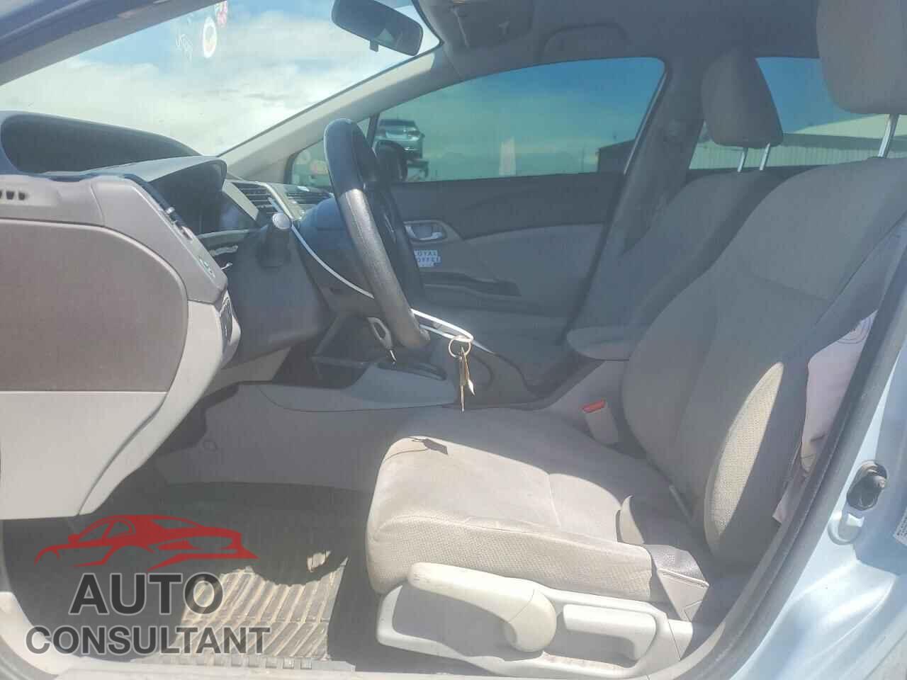 HONDA CIVIC 2012 - 2HGFB2F52CH579030