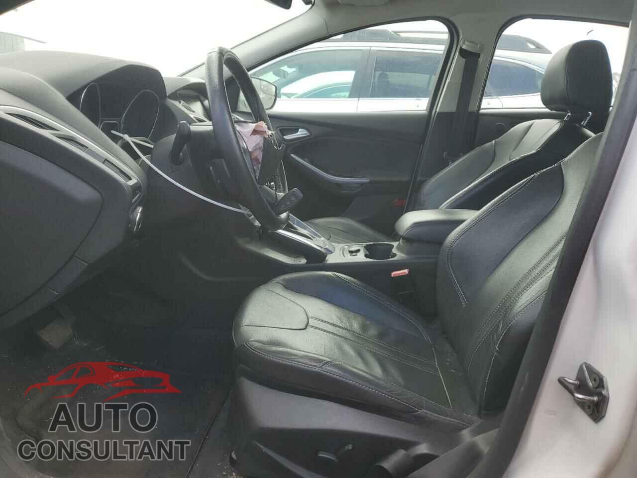 FORD FOCUS 2012 - 1FAHP3N28CL480226