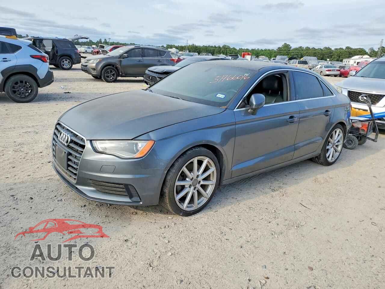 AUDI A3 2015 - WAUCCGFF1F1079672