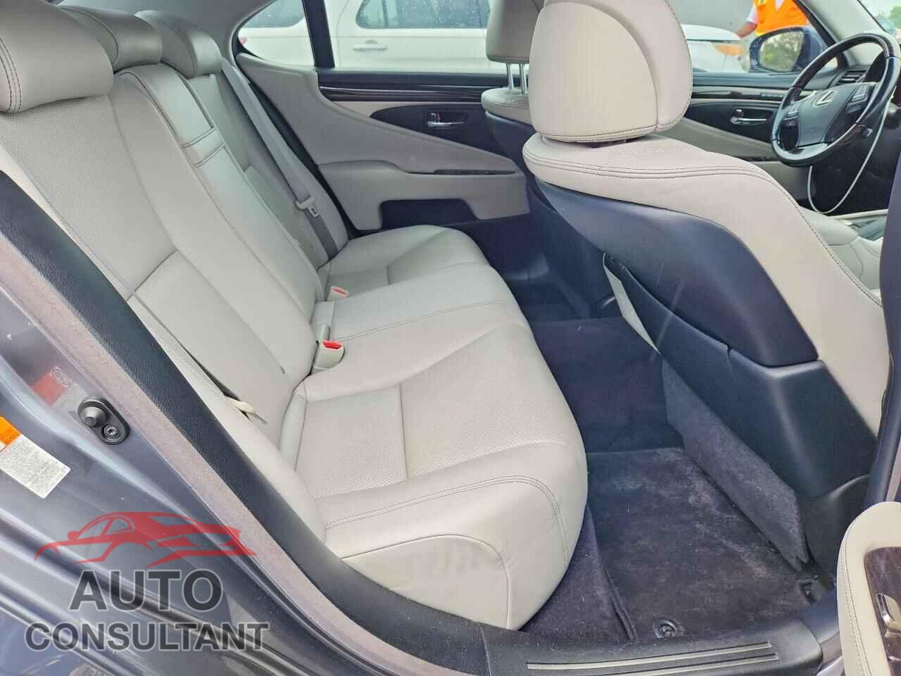 LEXUS LS460 2016 - JTHBL5EF3G5142977
