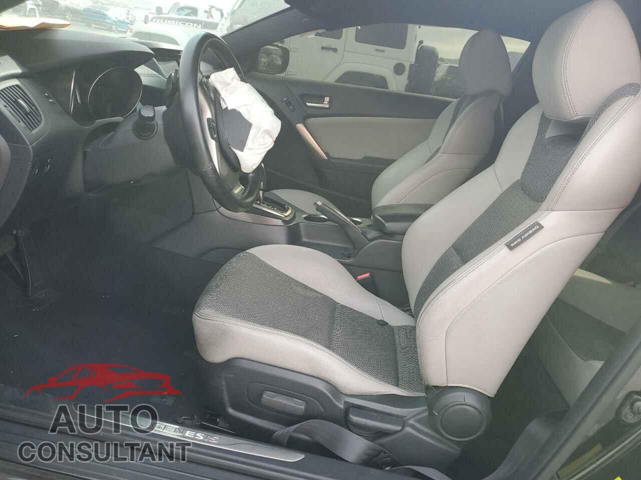 HYUNDAI GENESIS 2013 - KMHHT6KD0DU102275