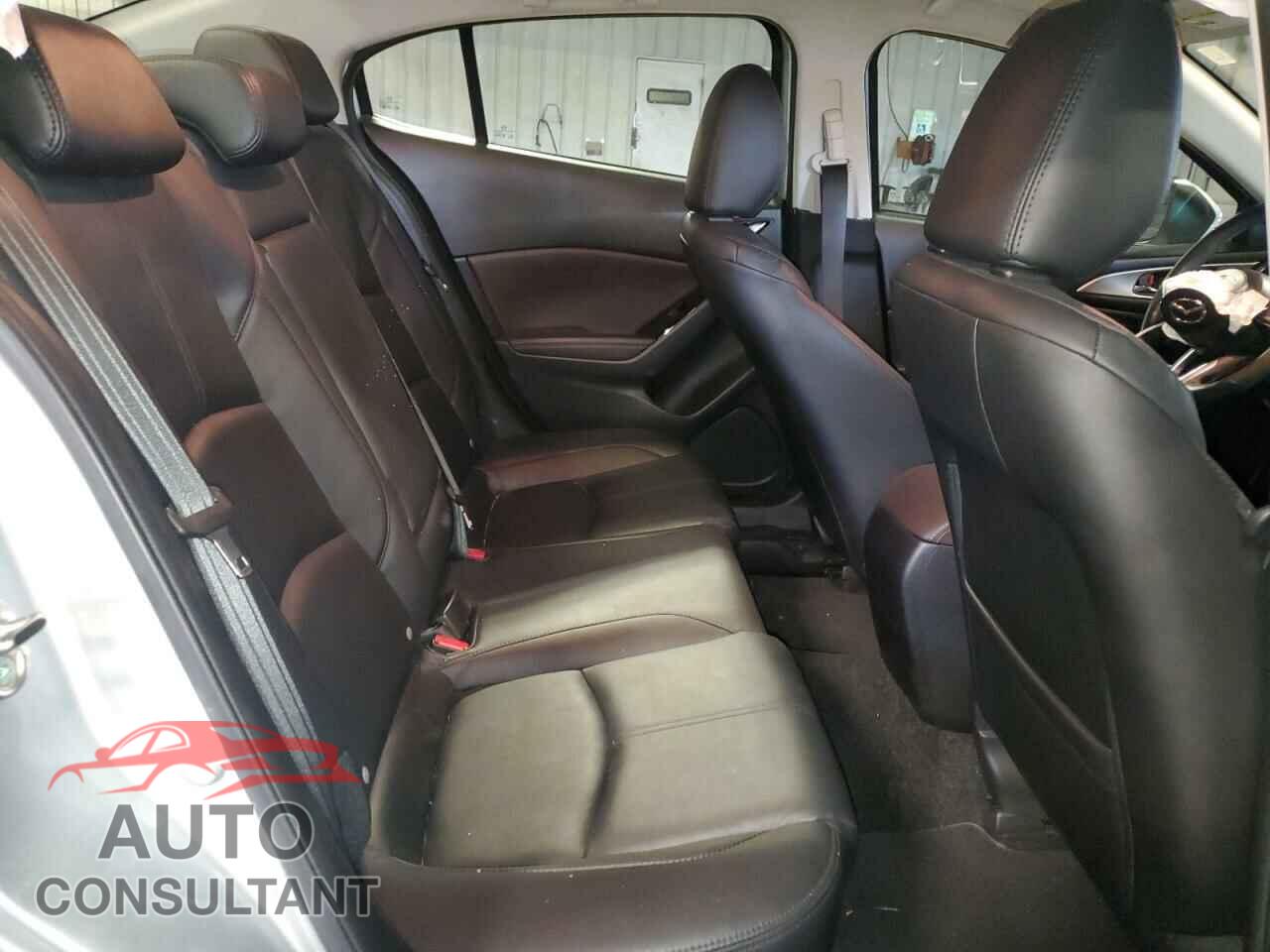 MAZDA 3 2017 - 3MZBN1V79HM102022