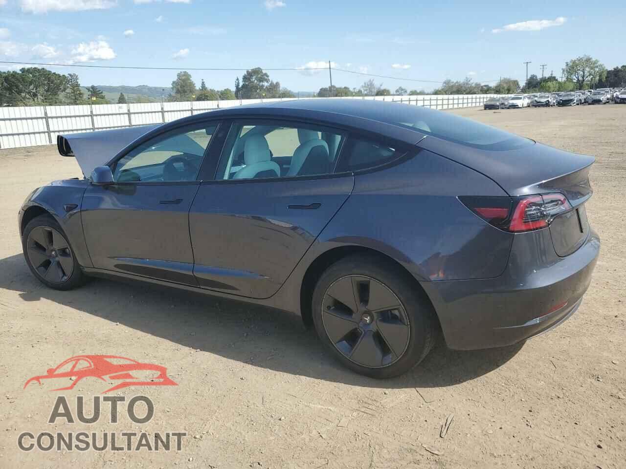 TESLA MODEL 3 2022 - 5YJ3E1EA4NF244376