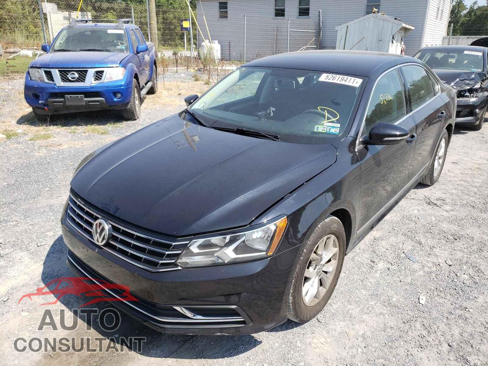 VOLKSWAGEN PASSAT 2017 - 1VWAT7A30HC014128