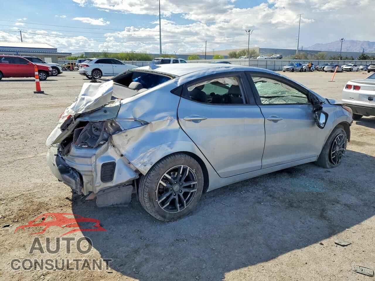 HYUNDAI ELANTRA 2012 - KMHDH4AE2CU367681