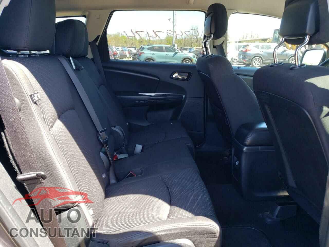 DODGE JOURNEY 2017 - 3C4PDCBGXHT528044