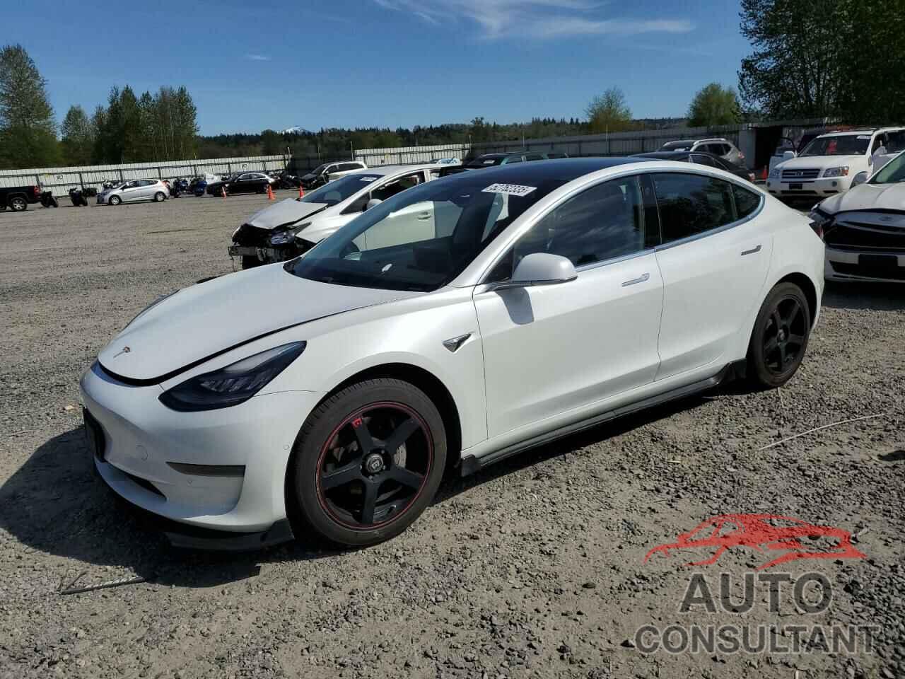 TESLA MODEL 3 2019 - 5YJ3E1EAXKF517882