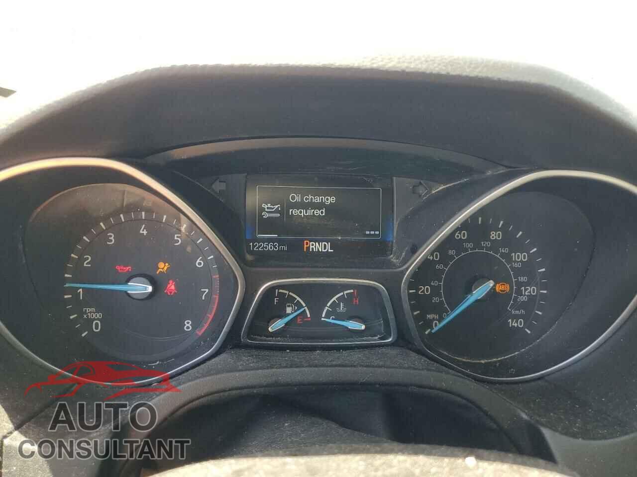 FORD FOCUS 2015 - 1FADP3F25FL260771