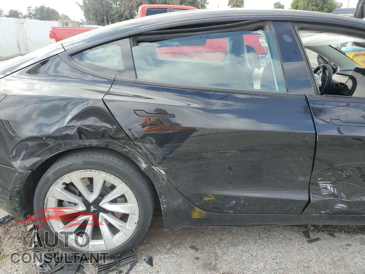 TESLA MODEL 3 2022 - 5YJ3E1EA5NF289696