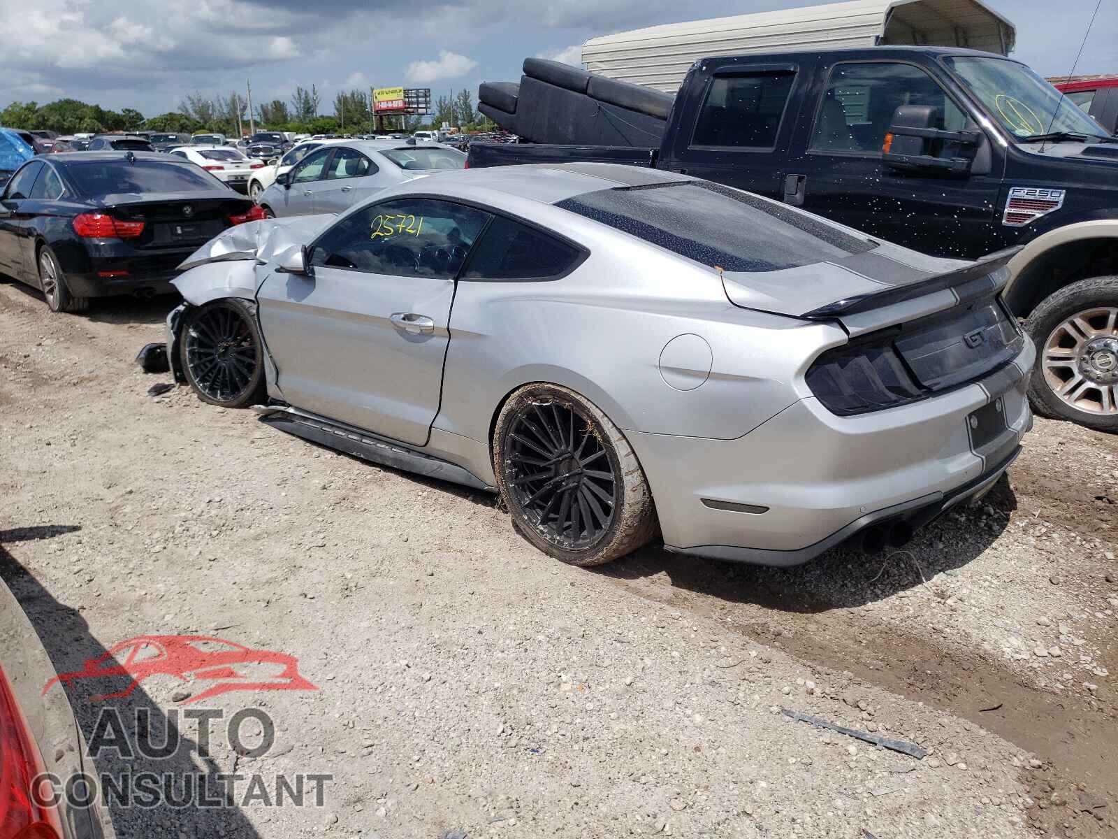 FORD MUSTANG 2018 - 1FA6P8CF7J5145972