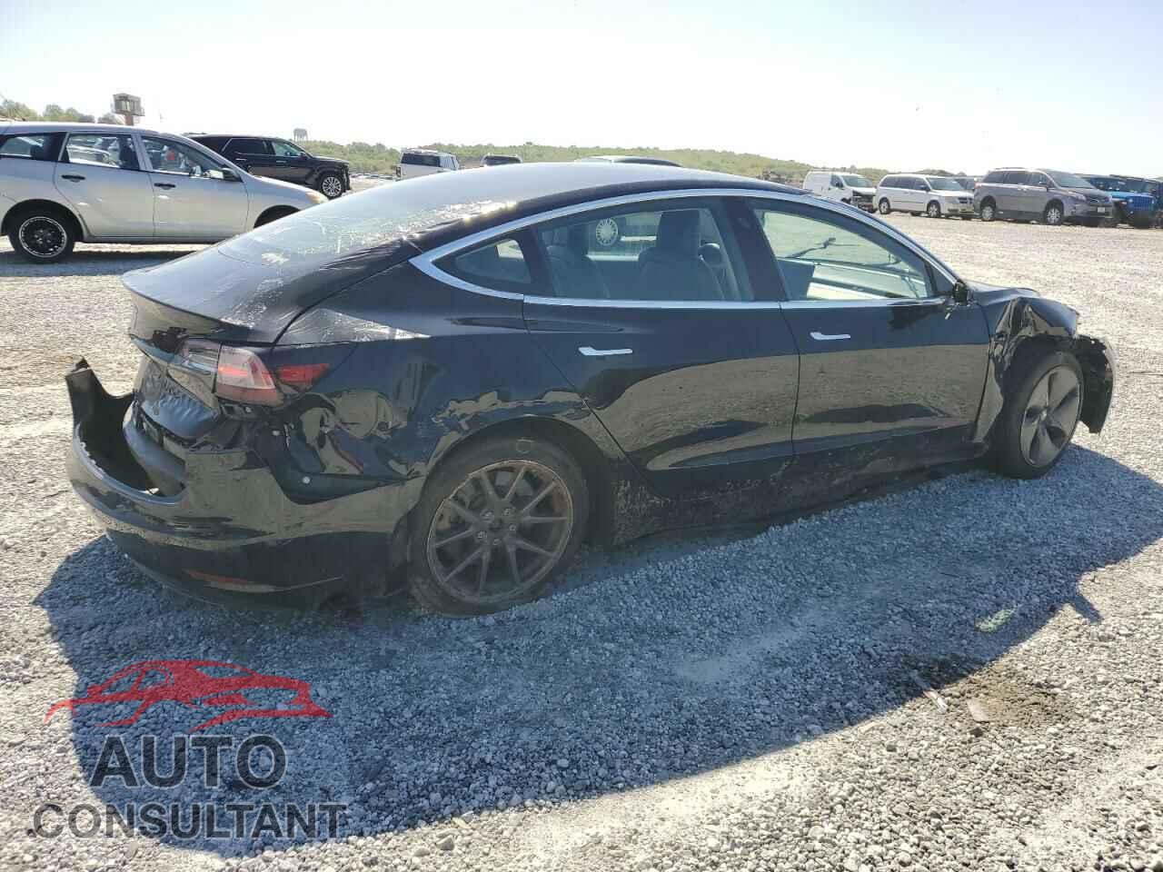 TESLA MODEL 3 2018 - 5YJ3E1EA6JF075813
