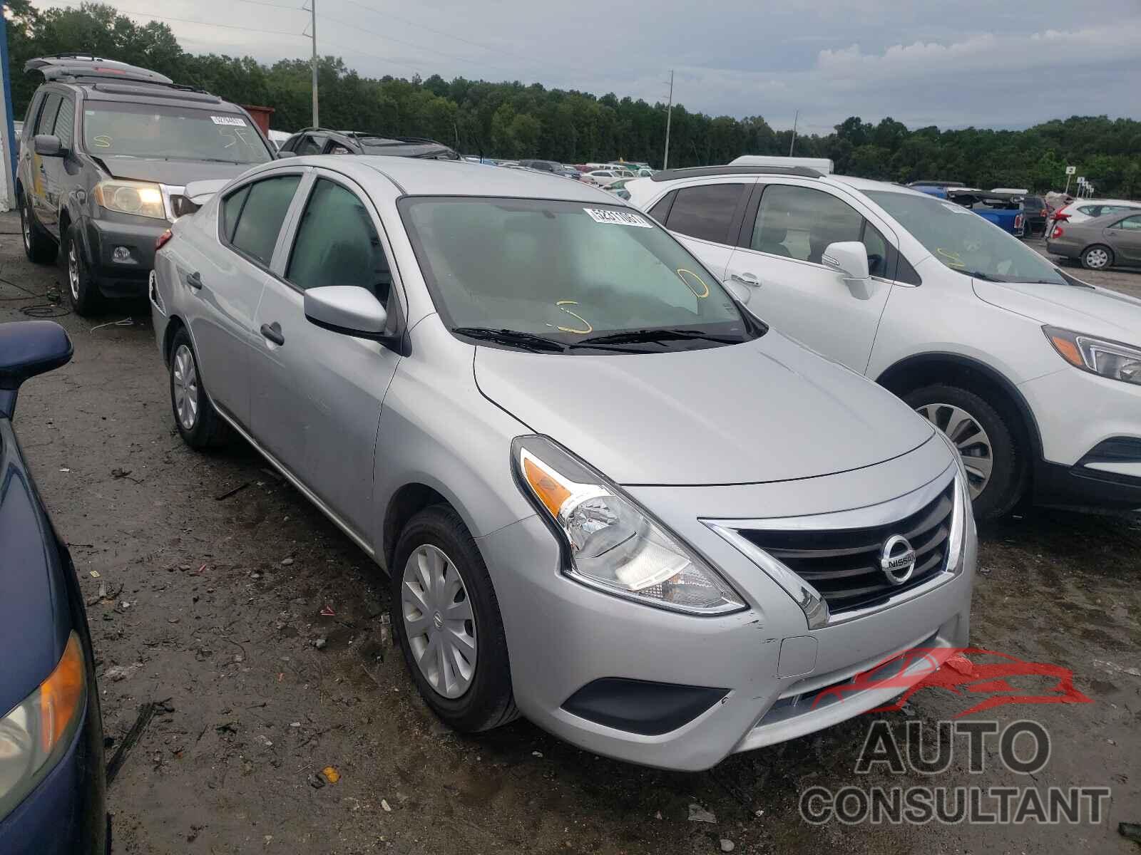 NISSAN VERSA 2019 - 3N1CN7AP7KL826193