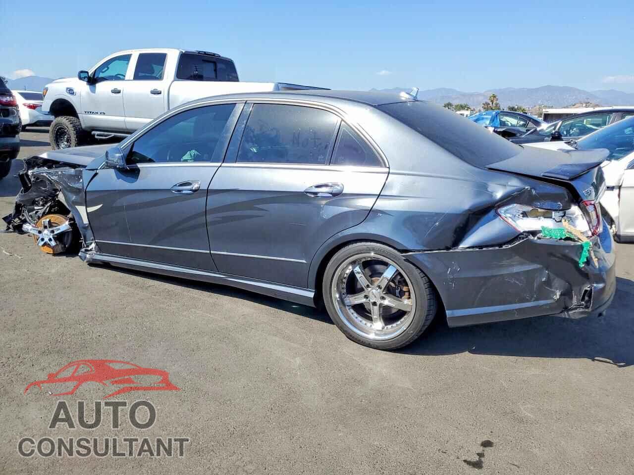 MERCEDES-BENZ E-CLASS 2011 - WDDHF5GB1BA329167