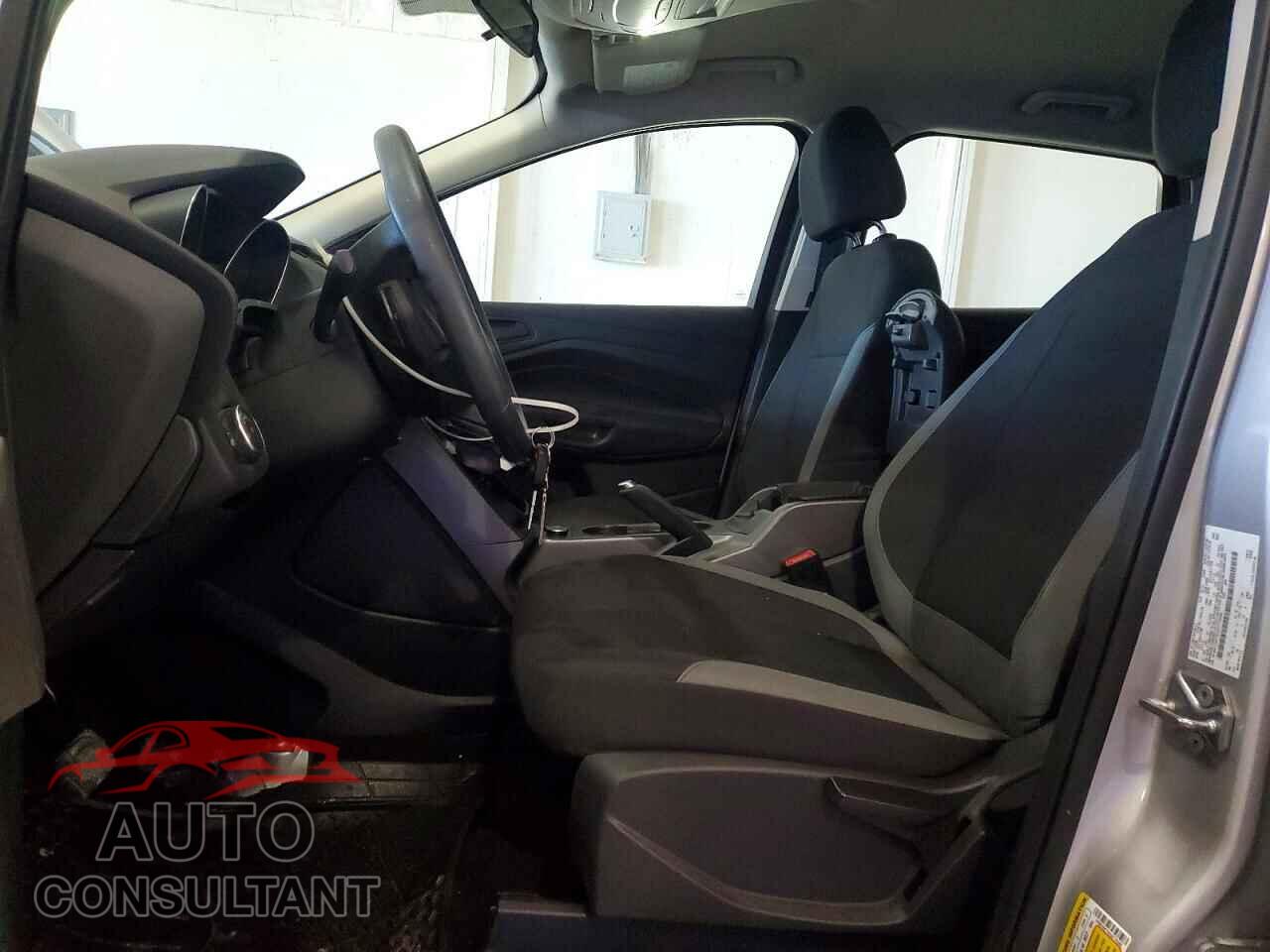 FORD ESCAPE 2016 - 1FMCU0F76GUC76588