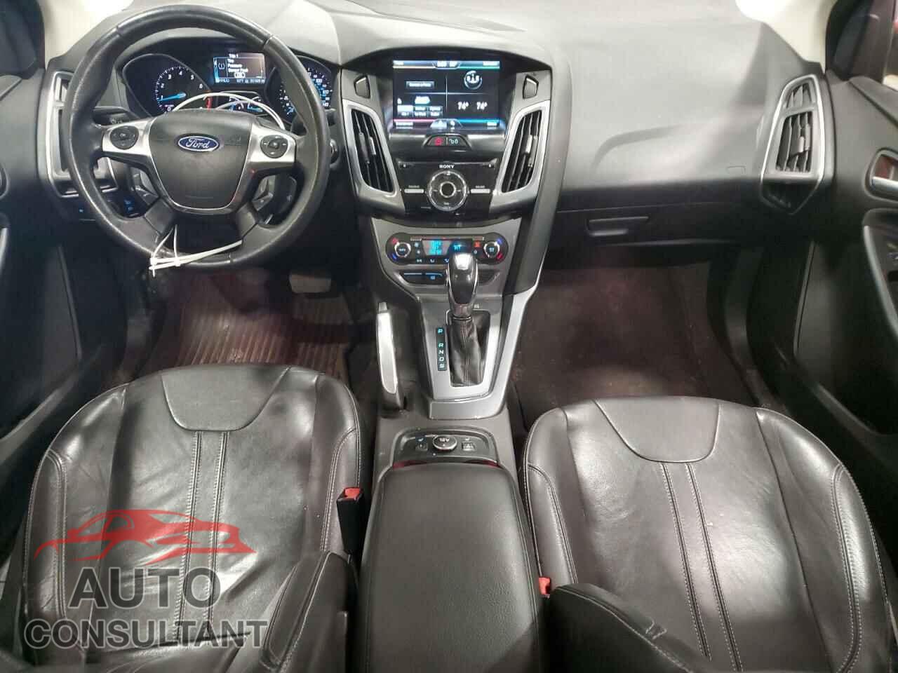 FORD FOCUS 2012 - 1FAHP3J2XCL266036