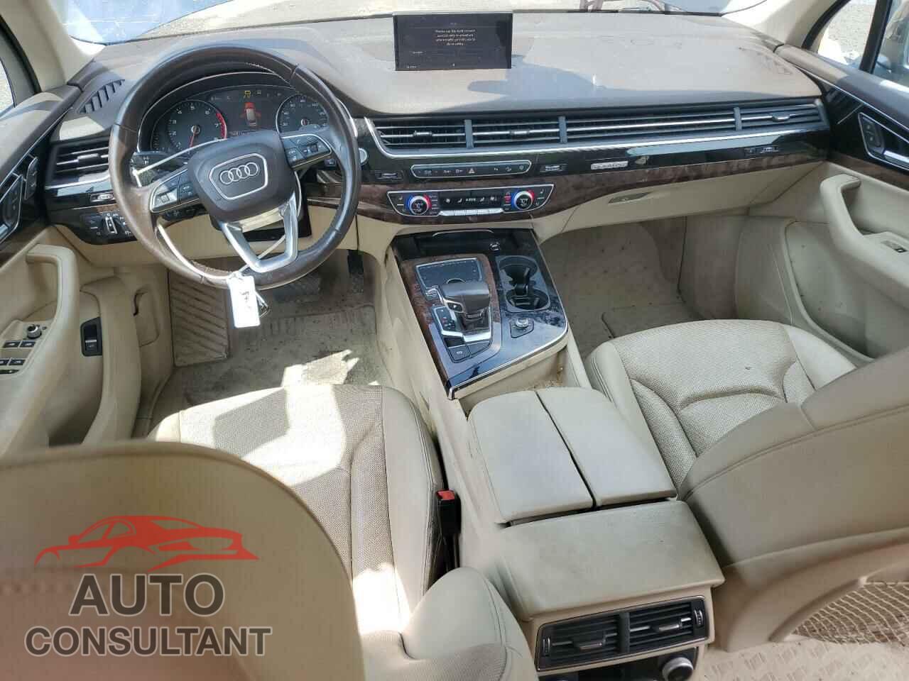 AUDI Q7 2017 - WA1LAAF72HD015523