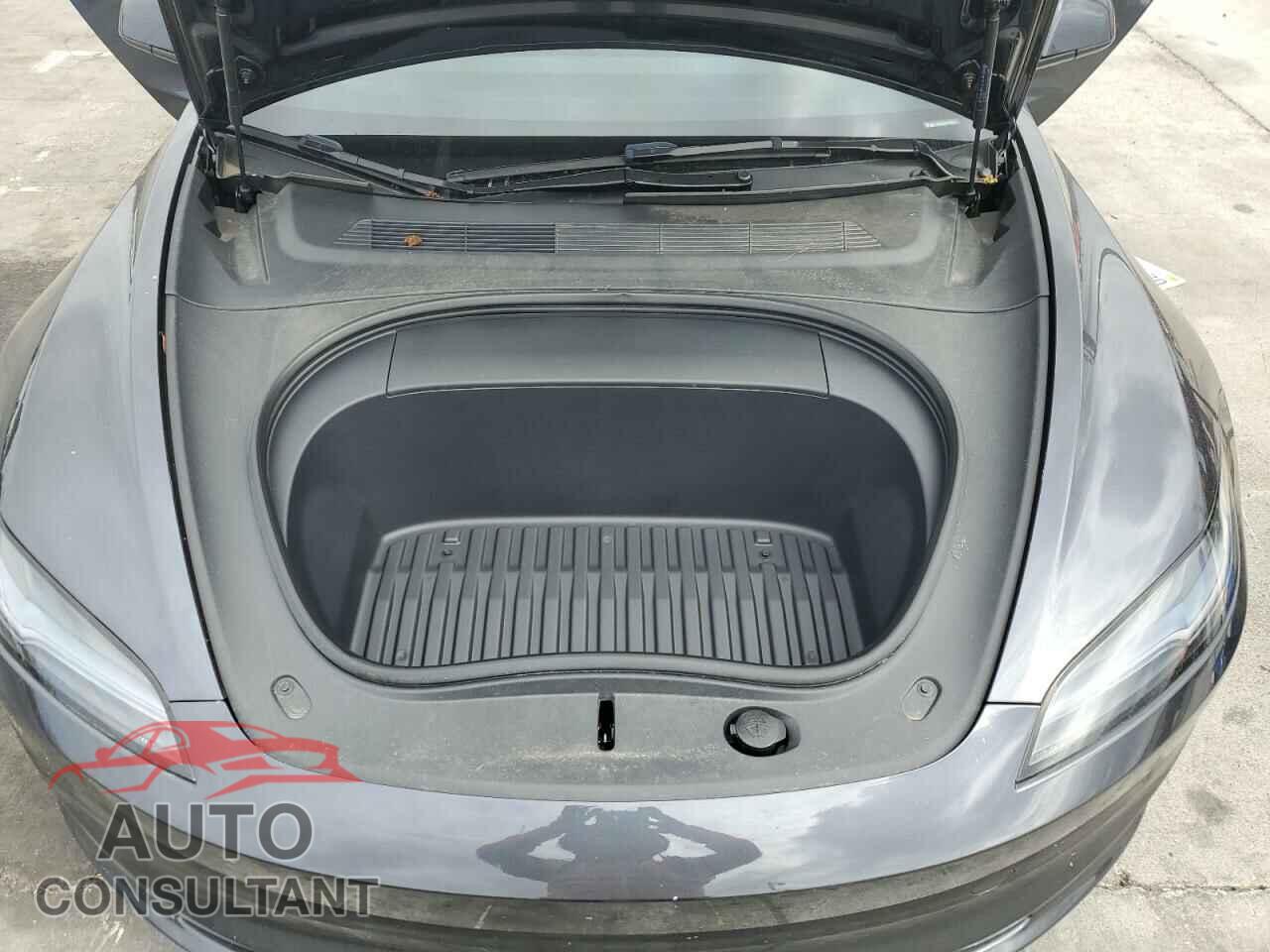 TESLA MODEL 3 2024 - 5YJ3E1EA1RF743321