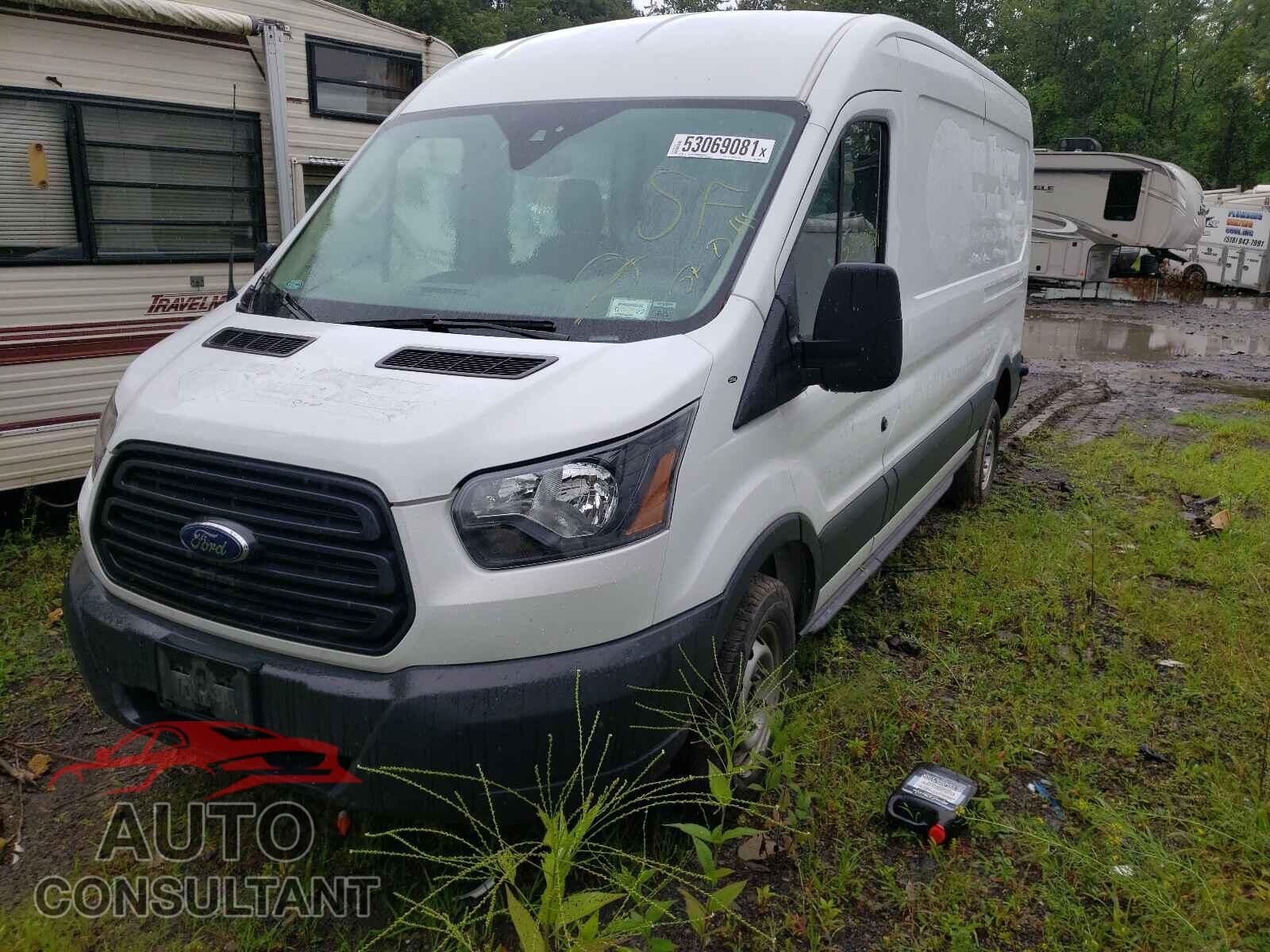 FORD TRANSIT CO 2018 - 1FTYR2CM4JKB44840