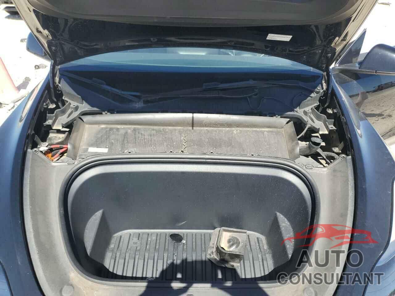 TESLA MODEL Y 2023 - 7SAYGAEEXPF709736