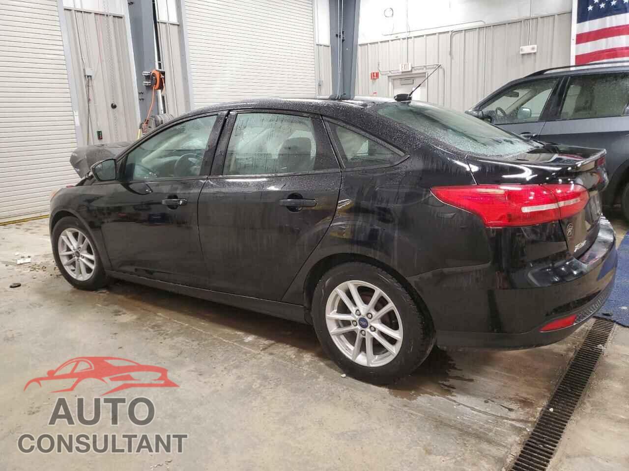 FORD FOCUS 2018 - 1FADP3F22JL303696