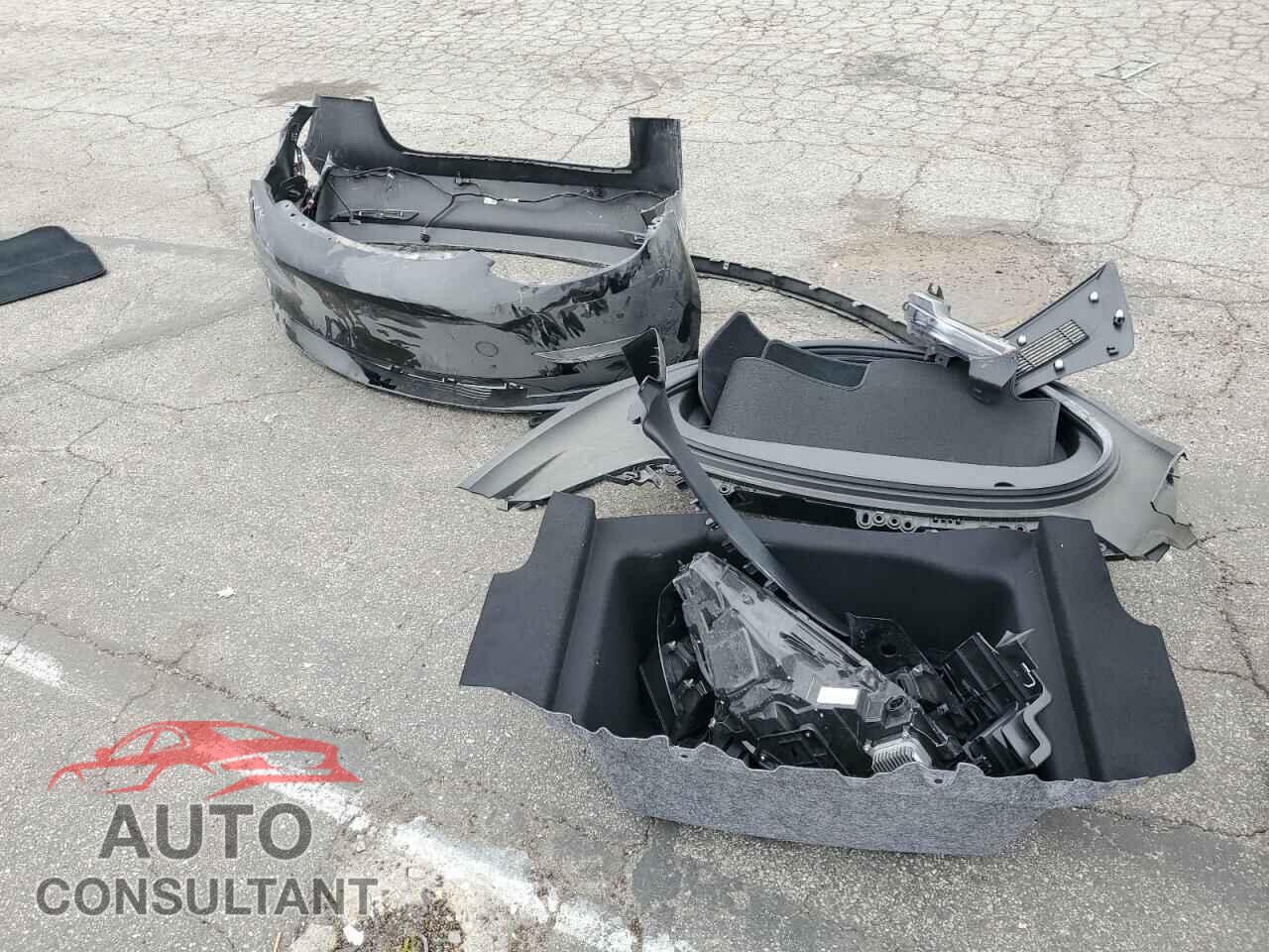 TESLA MODEL 3 2022 - 5YJ3E1EC8NF151717