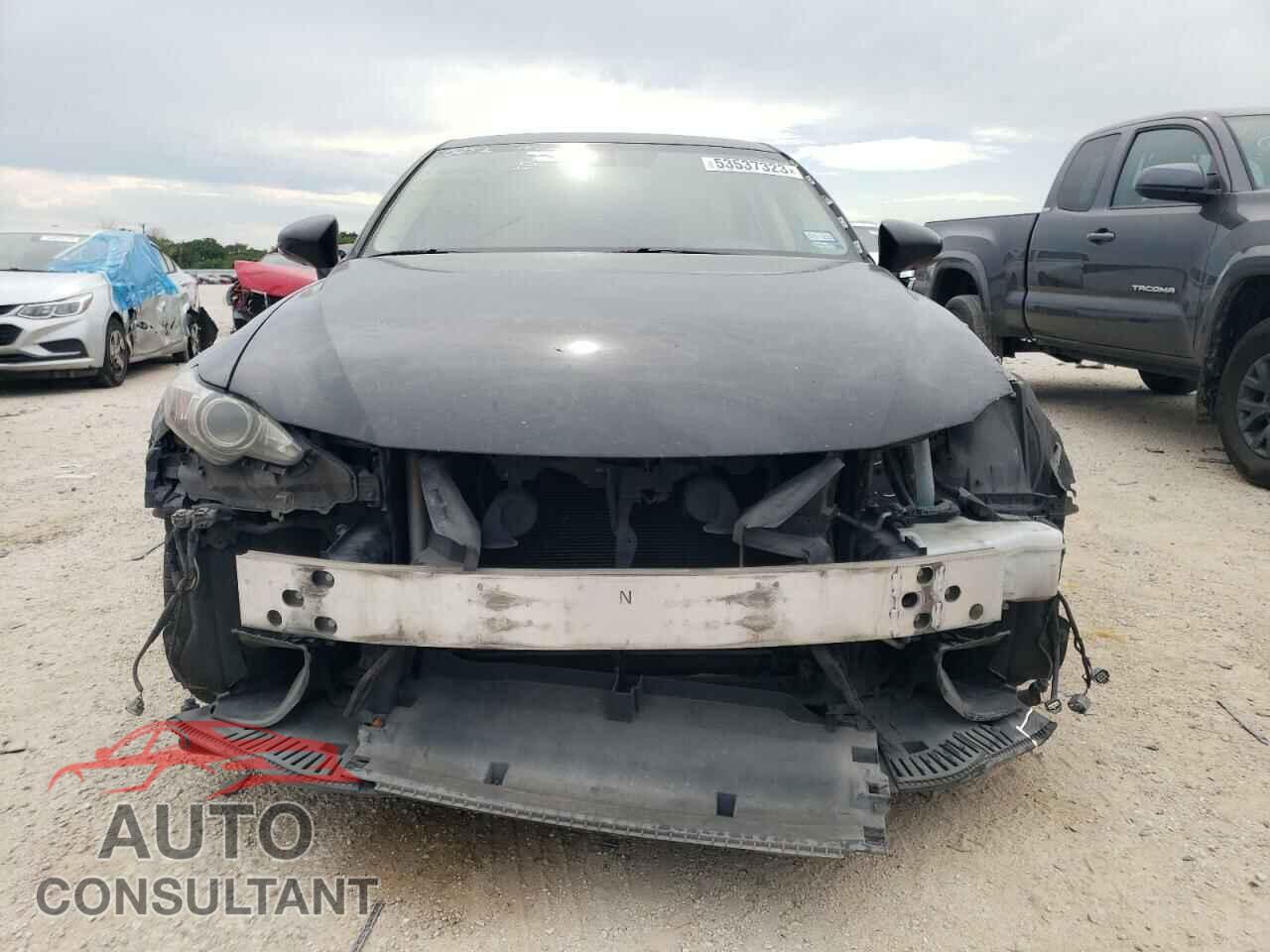 LEXUS IS 2015 - JTHBF1D2XF5055932