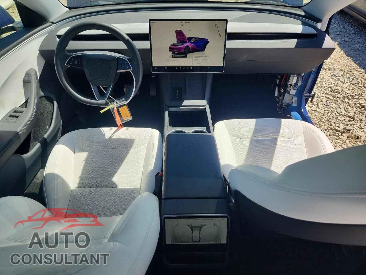 TESLA MODEL 3 2025 - 5YJ3E1EA7SF920962