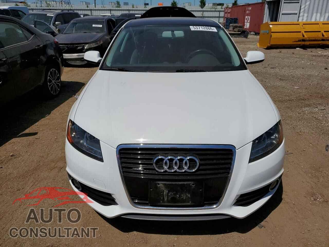 AUDI A3 2011 - WAUDFAFM6BA055806