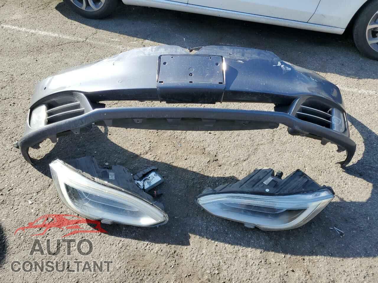 TESLA MODEL S 2018 - 5YJSA1E26JF246673