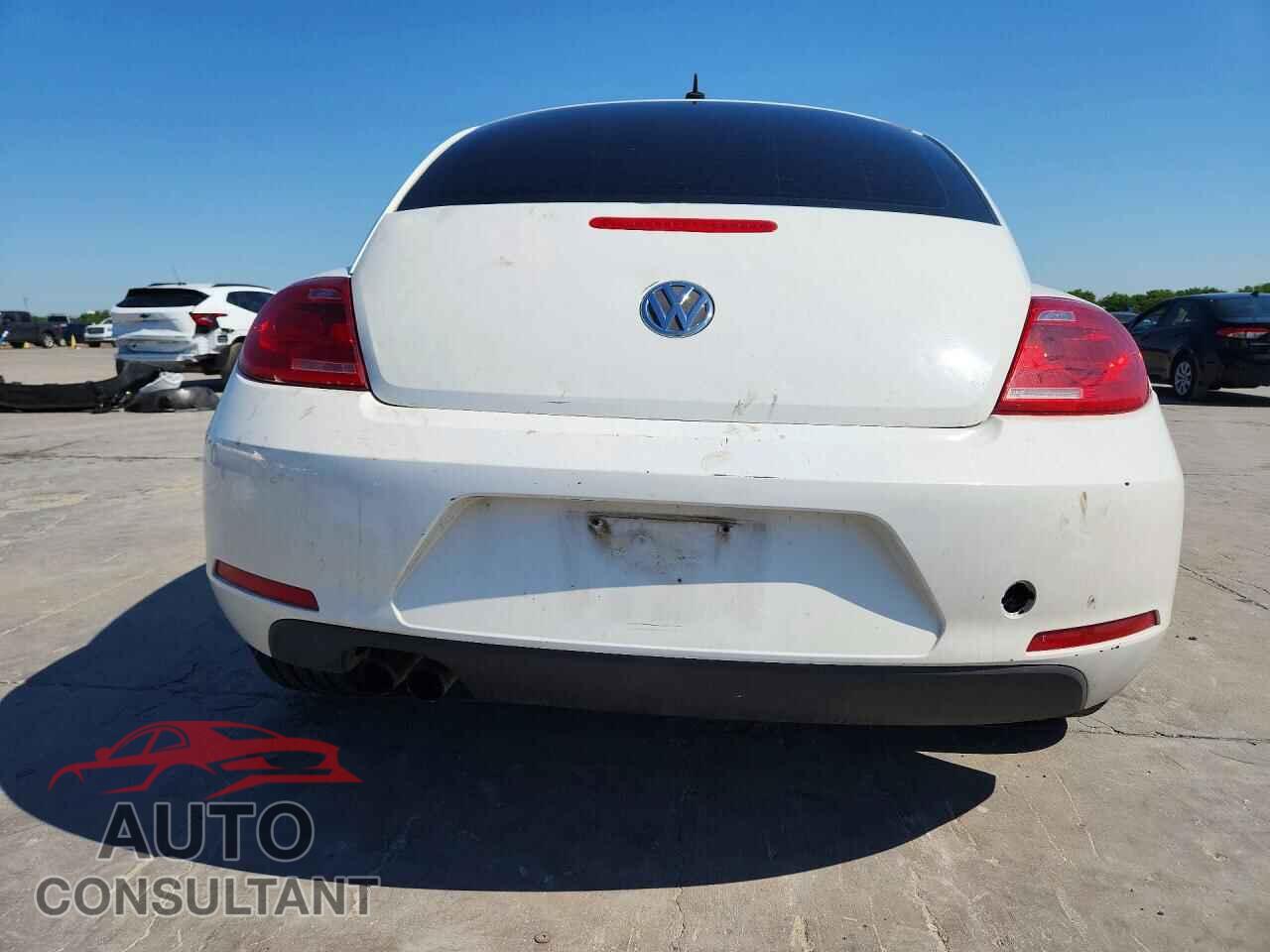 VOLKSWAGEN BEETLE 2012 - 3VWJP7AT1CM619254