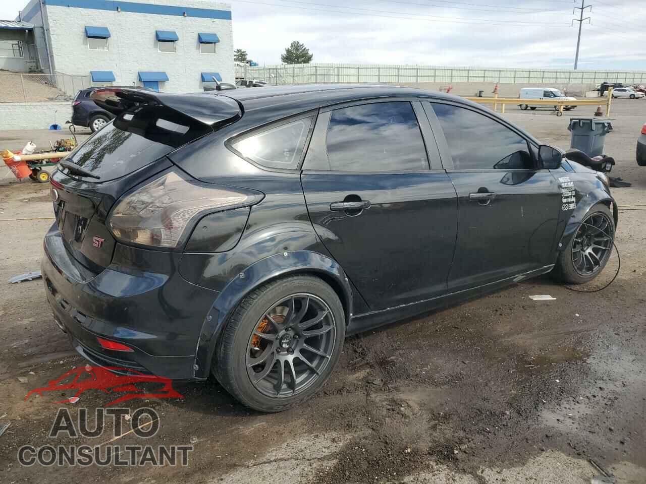 FORD FOCUS 2014 - 1FADP3L97EL100066