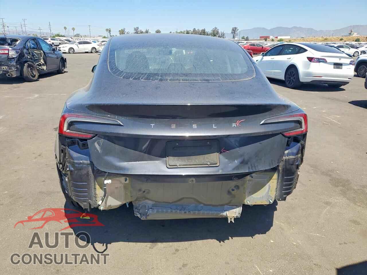 TESLA MODEL 3 2024 - 5YJ3E1EA8RF749505