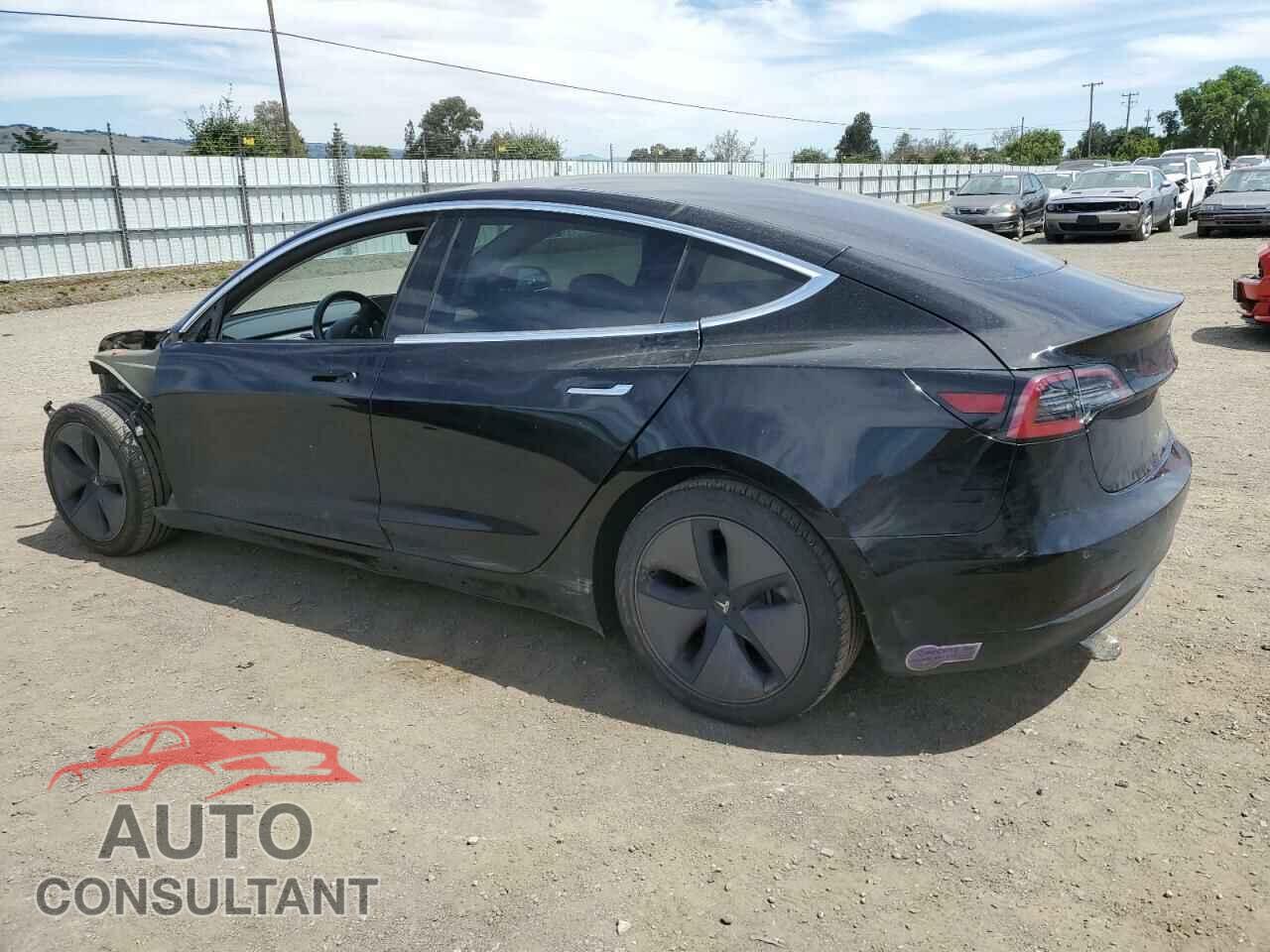 TESLA MODEL 3 2018 - 5YJ3E1EA8JF152097