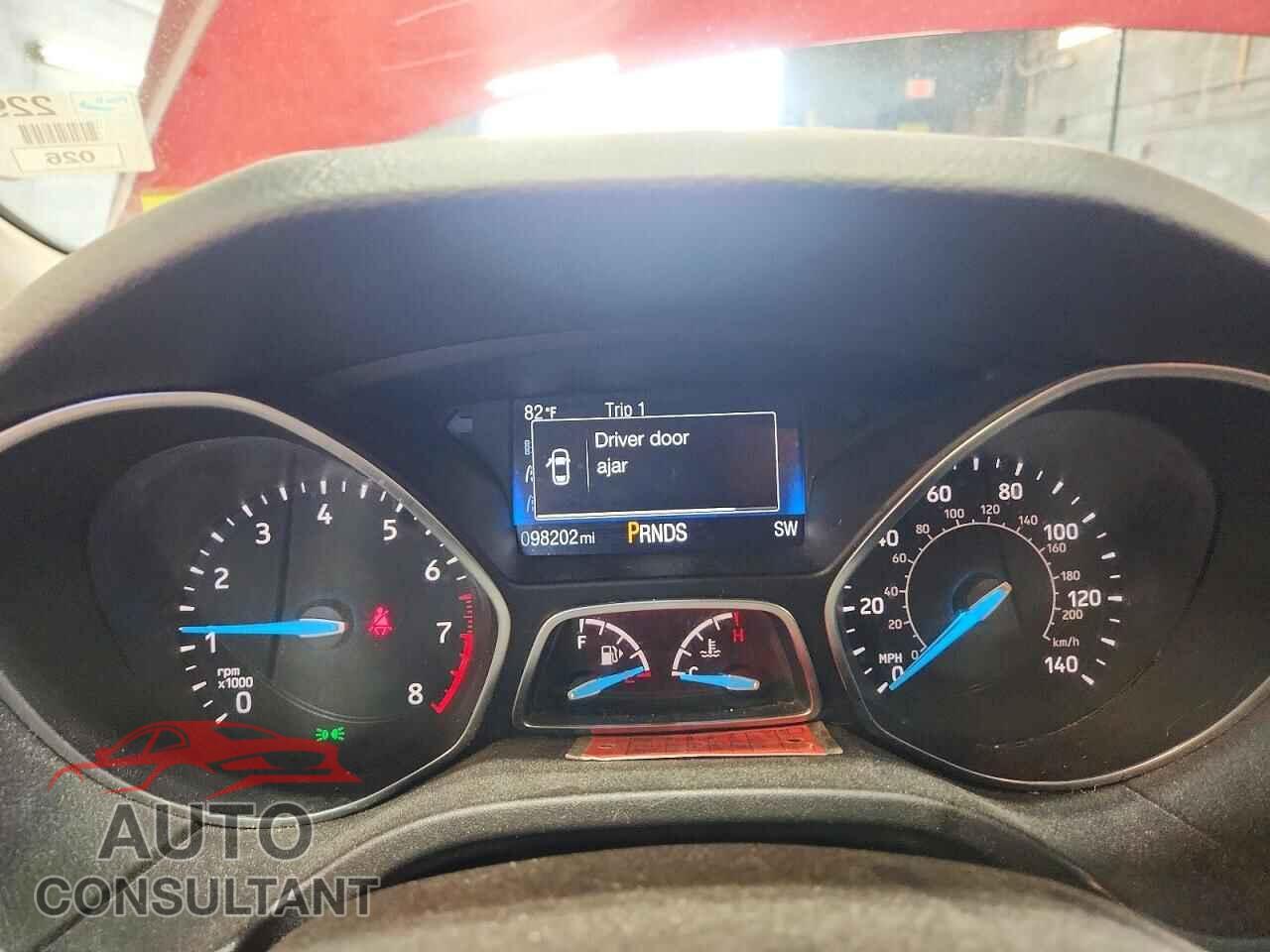 FORD FOCUS 2015 - 1FADP3K28FL346971