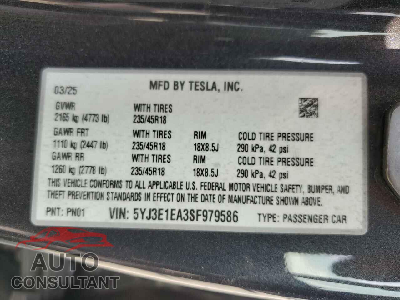 TESLA MODEL 3 2025 - 5YJ3E1EA3SF979586