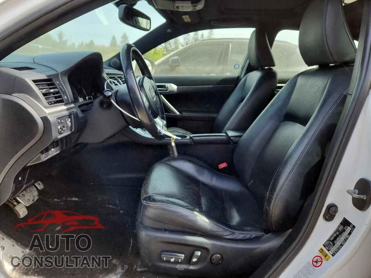 LEXUS CT 200 2013 - JTHKD5BH8D2139539