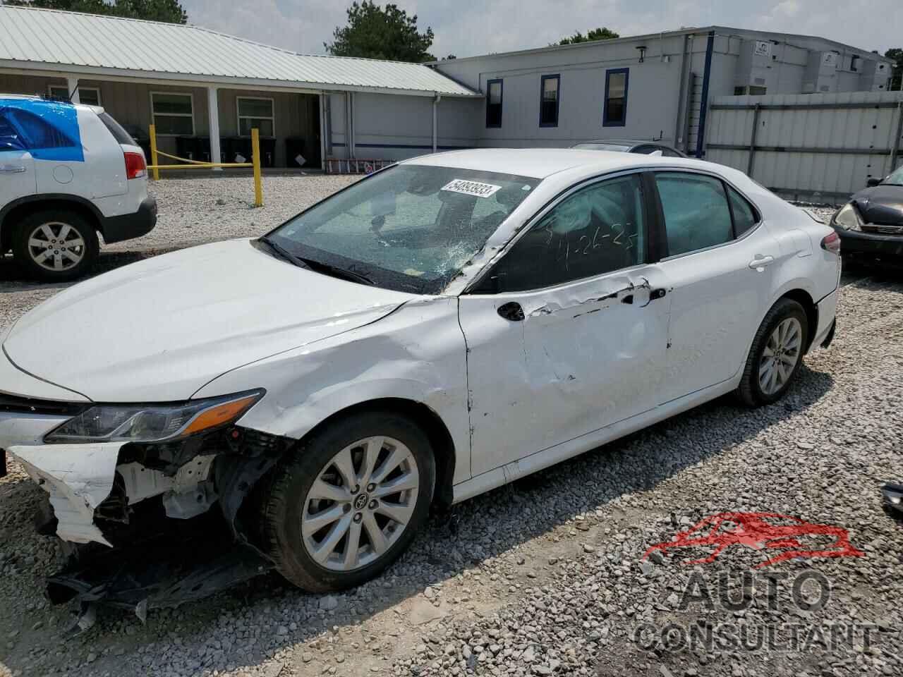TOYOTA CAMRY 2019 - 4T1B11HK8KU743644