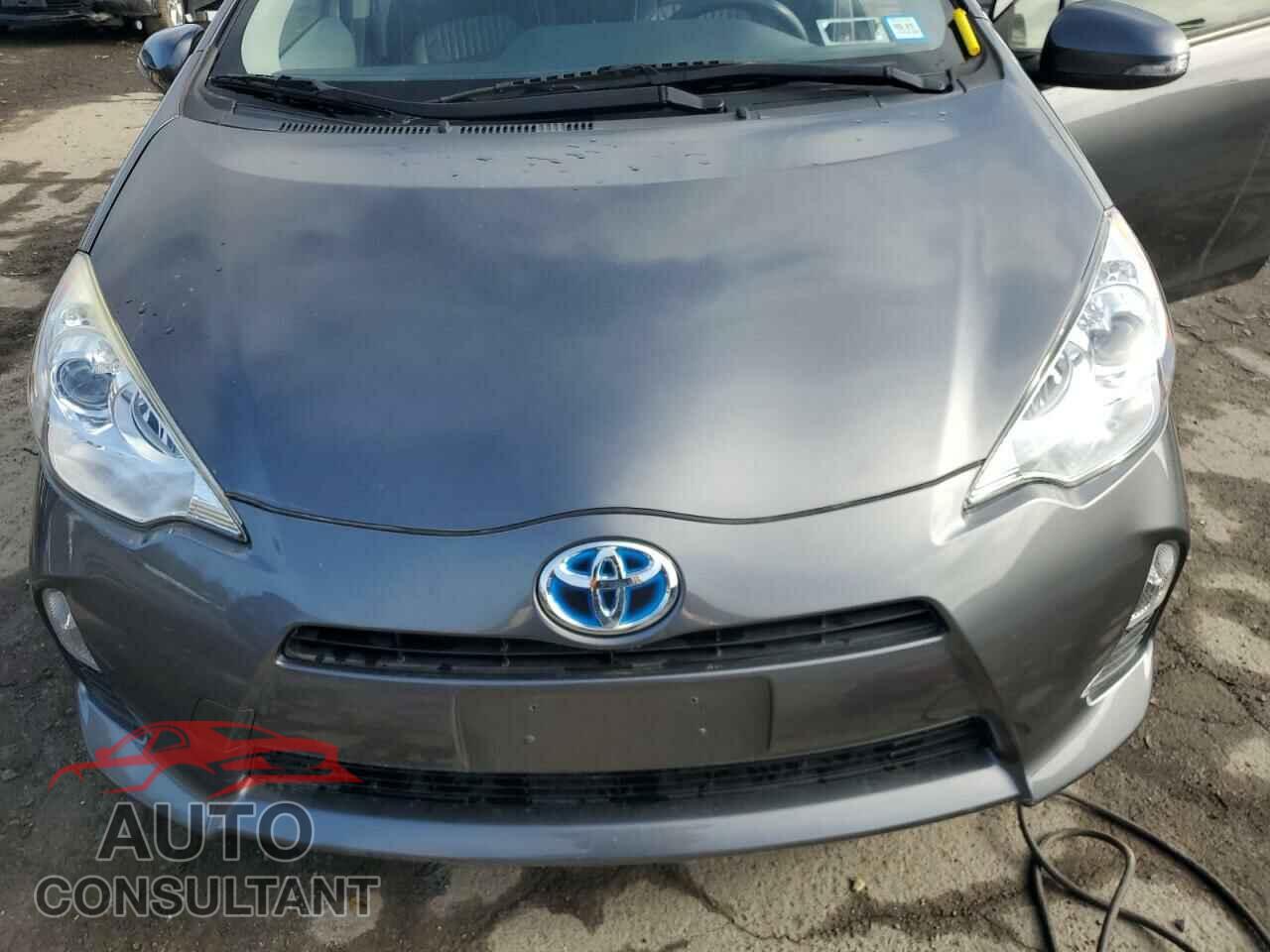 TOYOTA PRIUS 2014 - JTDKDTB31E1563243